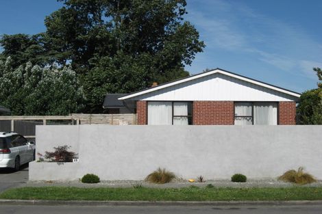 Photo of property in 50 Damien Place, Bromley, Christchurch, 8062