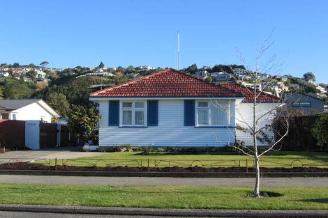 Photo of property in 16 Landsdowne Terrace, Cashmere, Christchurch, 8022