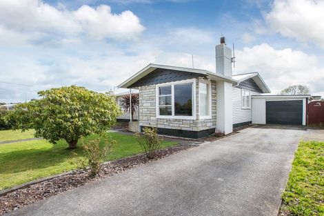 Photo of property in 43 Sutherland Crescent, Westbrook, Palmerston North, 4412