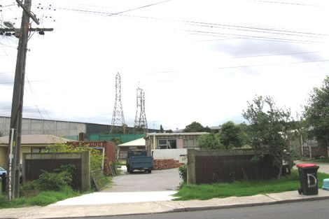 Photo of property in 27 Leonard Road, Mount Wellington, Auckland, 1060