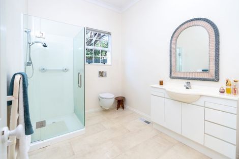 Photo of property in 105 Winara Avenue, Waikanae, 5036