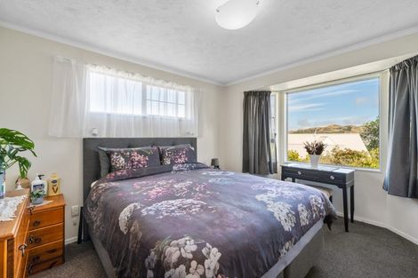 Photo of property in 5 Montserrat Place, Grenada Village, Wellington, 6037