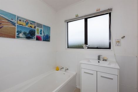 Photo of property in 26 Langdale Avenue, Paraparaumu, 5032