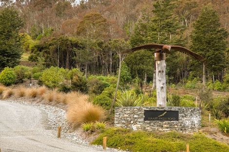 Photo of property in 19 Haast Eagle Road, Mount Creighton, 9371