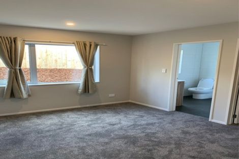 Photo of property in 16 Springhill Lane, Sunnyvale, Auckland, 0612