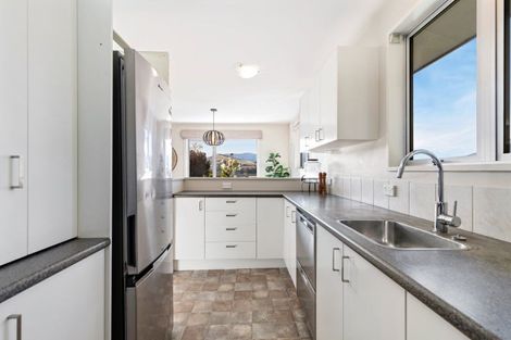 Photo of property in 72 Jims Way, Frankton, Queenstown, 9371