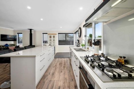 Photo of property in 66 Pohutukawa Drive, Tokoroa, 3420