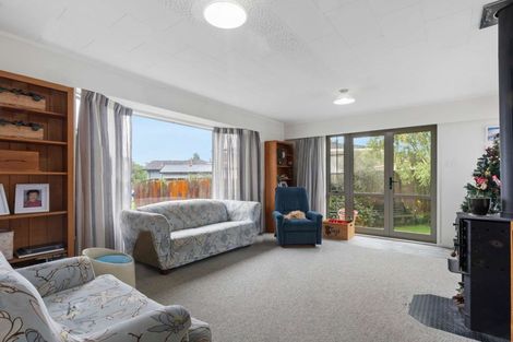Photo of property in 31 Browning Crescent, Owhata, Rotorua, 3010