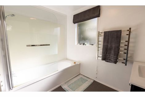 Photo of property in 4/27 Saint Albans Street, Bradford, Dunedin, 9011