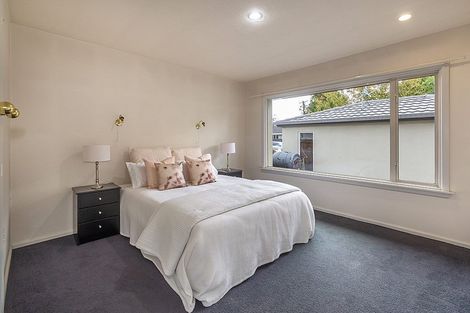 Photo of property in 72 Hounslow Street, Ilam, Christchurch, 8041
