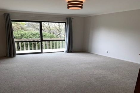 Photo of property in 29 Observatory Close, Whitby, Porirua, 5024