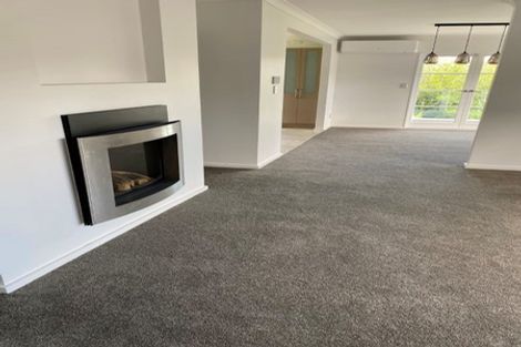 Photo of property in 26 West Lynn Road, Titirangi, Auckland, 0604