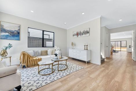 Photo of property in 54 Hikuawa Road, Flat Bush, Auckland, 2019