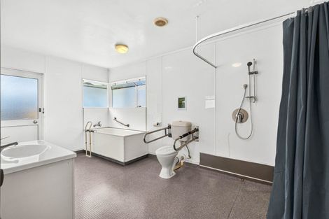 Photo of property in 37 Garland Drive, St Andrews, Hamilton, 3200
