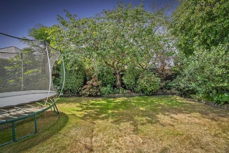 Photo of property in 2/282 Sawyers Arms Road, Bishopdale, Christchurch, 8053