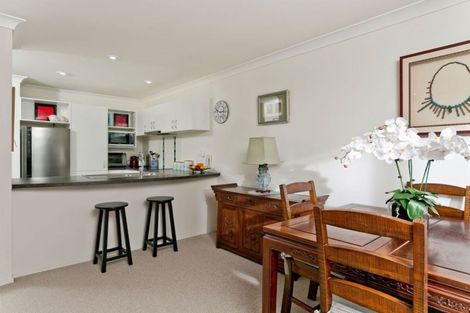 Photo of property in 7/14 Ponderosa Drive, Oteha, Auckland, 0632