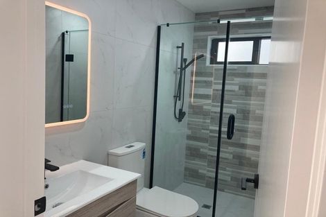 Photo of property in 527c Pakuranga Road, Howick, Auckland, 2010