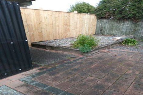 Photo of property in 16 Ellesmere Crescent, Highbury, Palmerston North, 4412