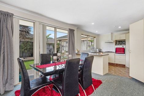 Photo of property in 85 Mount View Road, Melville, Hamilton, 3206