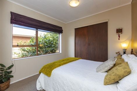 Photo of property in 19 Dale Road, Raumati South, Paraparaumu, 5032