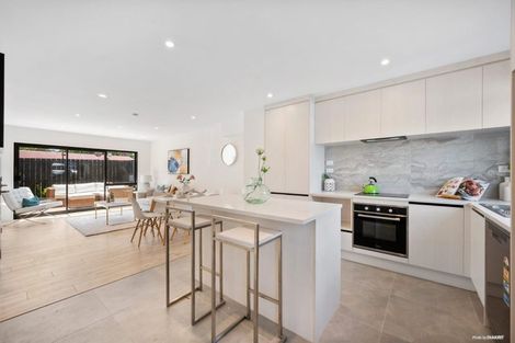 Photo of property in 4/9 Smiths Avenue, Papakura, 2110