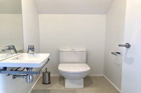 Photo of property in 66 Manutewhau Road, Massey, Auckland, 0614