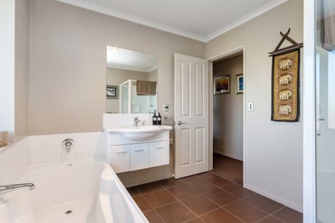 Photo of property in 17 Cheapside Street, Oxford, 7430