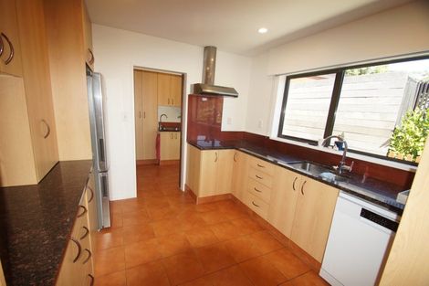 Photo of property in 7b Toledo Place, Mount Pleasant, Christchurch, 8081