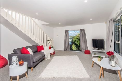 Photo of property in 1/9 Braemar Terrace, Johnsonville, Wellington, 6037