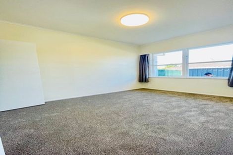 Photo of property in 2/35 Wallace Road, Papatoetoe, Auckland, 2025