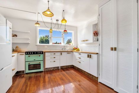 Photo of property in 15 Rimu Street, Edgecumbe, 3120