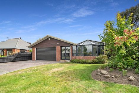 Photo of property in 4 Addison Place, Halswell, Christchurch, 8025