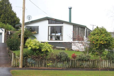 Photo of property in 14 Lewis Street, Glenview, Hamilton, 3206