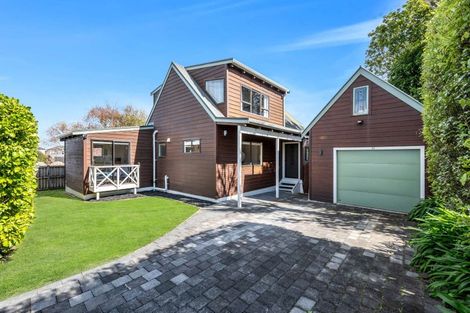 Photo of property in 92 Hutchinsons Road, Bucklands Beach, Auckland, 2014