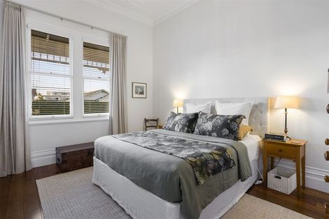 Photo of property in 61 Aroha Avenue, Sandringham, Auckland, 1025