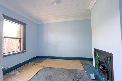 Photo of property in 25 Mccallum Street, Dannevirke, 4930