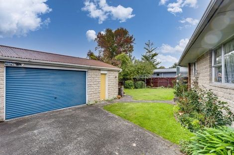 Photo of property in 17 Rosedale Place, Avonhead, Christchurch, 8042