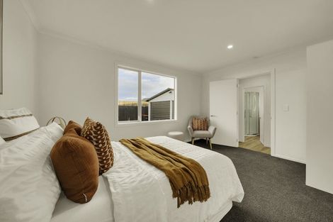 Photo of property in 15 Roberts Road, Hei Hei, Christchurch, 8042