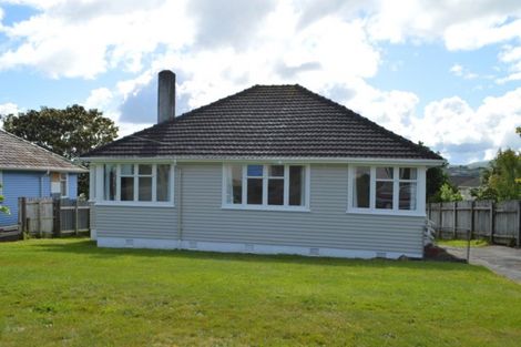 Photo of property in 4 Muturangi Grove, Elsdon, Porirua, 5022