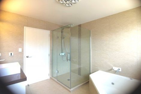 Photo of property in 48 Hughs Way, Flat Bush, Auckland, 2019