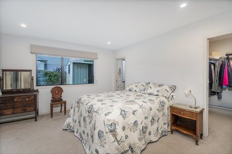 Photo of property in 1 Topping Place, Whitianga, 3510
