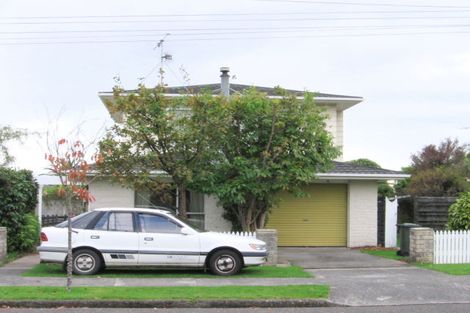 Photo of property in 61a Ngaio Road, Waikanae, 5036