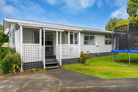 Photo of property in 14 Shearwater Street, One Tree Point, 0118