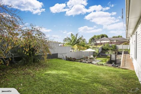 Photo of property in 16 Jamaica Place, Blockhouse Bay, Auckland, 0600