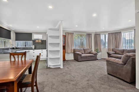 Photo of property in 35 Nottingham Drive, Hamilton East, Hamilton, 3216