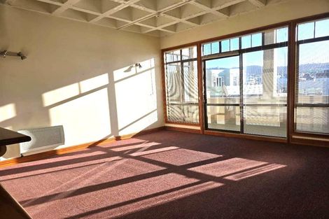 Photo of property in Pirie Street Townhouses, 28/35 Pirie Street, Mount Victoria, Wellington, 6011