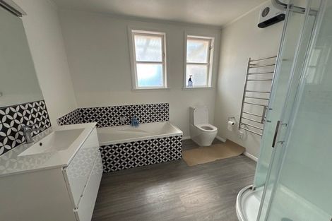 Photo of property in 3 Newcastle Street, Hokowhitu, Palmerston North, 4410