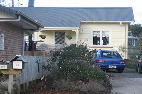 Photo of property in 14 Cliff Road, Papakura, 2110