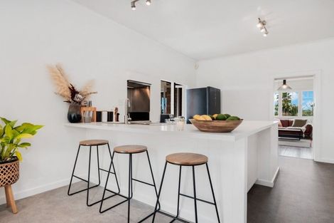 Photo of property in 94 Fourth Avenue, Woodhill, Whangarei, 0110