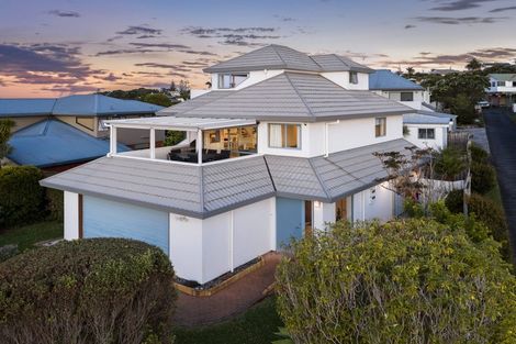Photo of property in 21 Fishermans Cove, Army Bay, Whangaparaoa, 0930